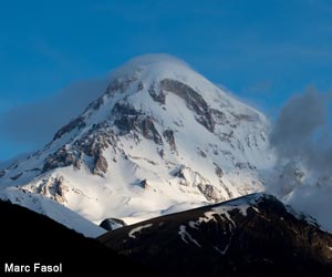 Le sommet du mont Kazbek (Géorgie)