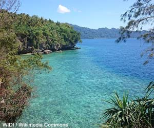 Vue de Pulau Pisang, l'une des dix îles composant l'archipel des Banda (Indonésie)